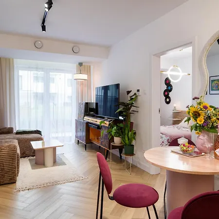 Charming Apartment In A Green Area- Free Parking Krakow Exterior photo